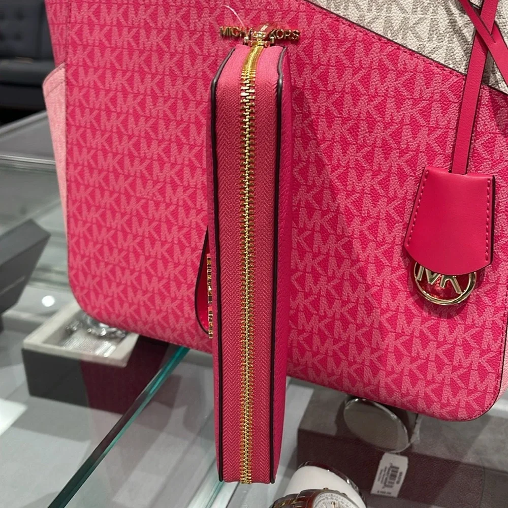 MICHAEL KORS Leather Continental Wristlet Phone Case Wallet  Electric Pink  NWT